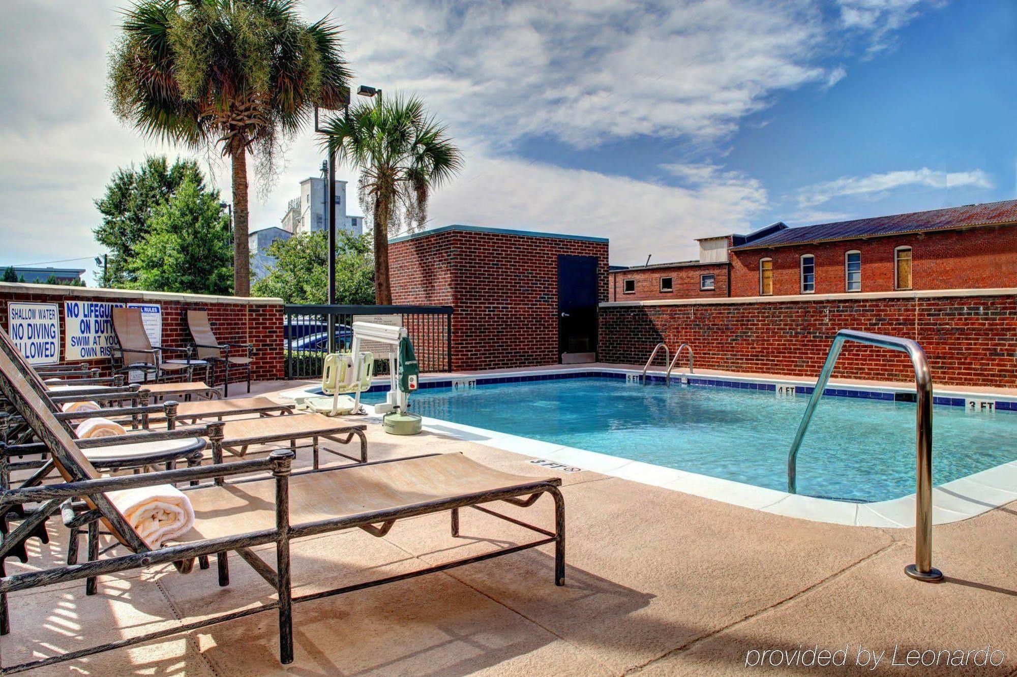Hampton Inn Columbia-Downtown Historic District Exterior photo