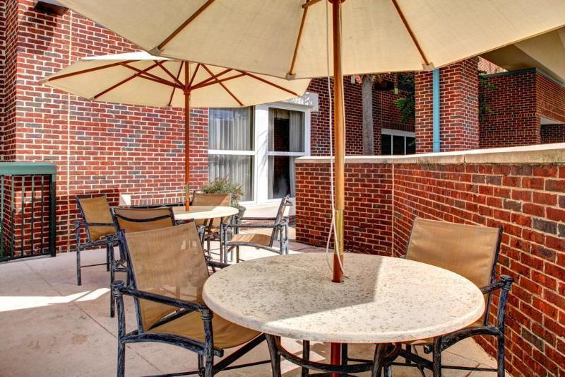 Hampton Inn Columbia-Downtown Historic District Exterior photo